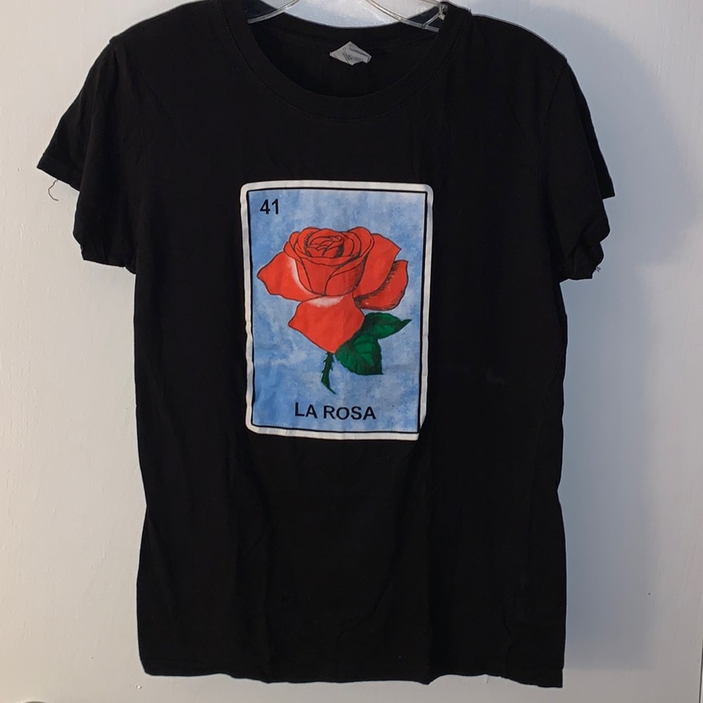 La Rosa Women’s T shirt | Size Large